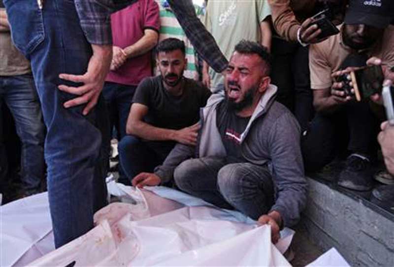  Μπορεί η σωστή πλευρά της ιστορίας να είναι με τον όλεθρο και την φρίκη;